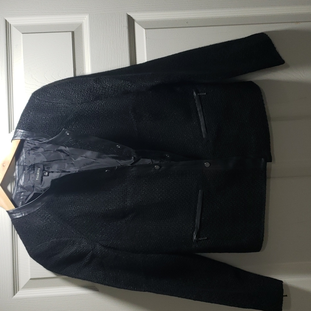 Black tweed W/black leather details Blazer